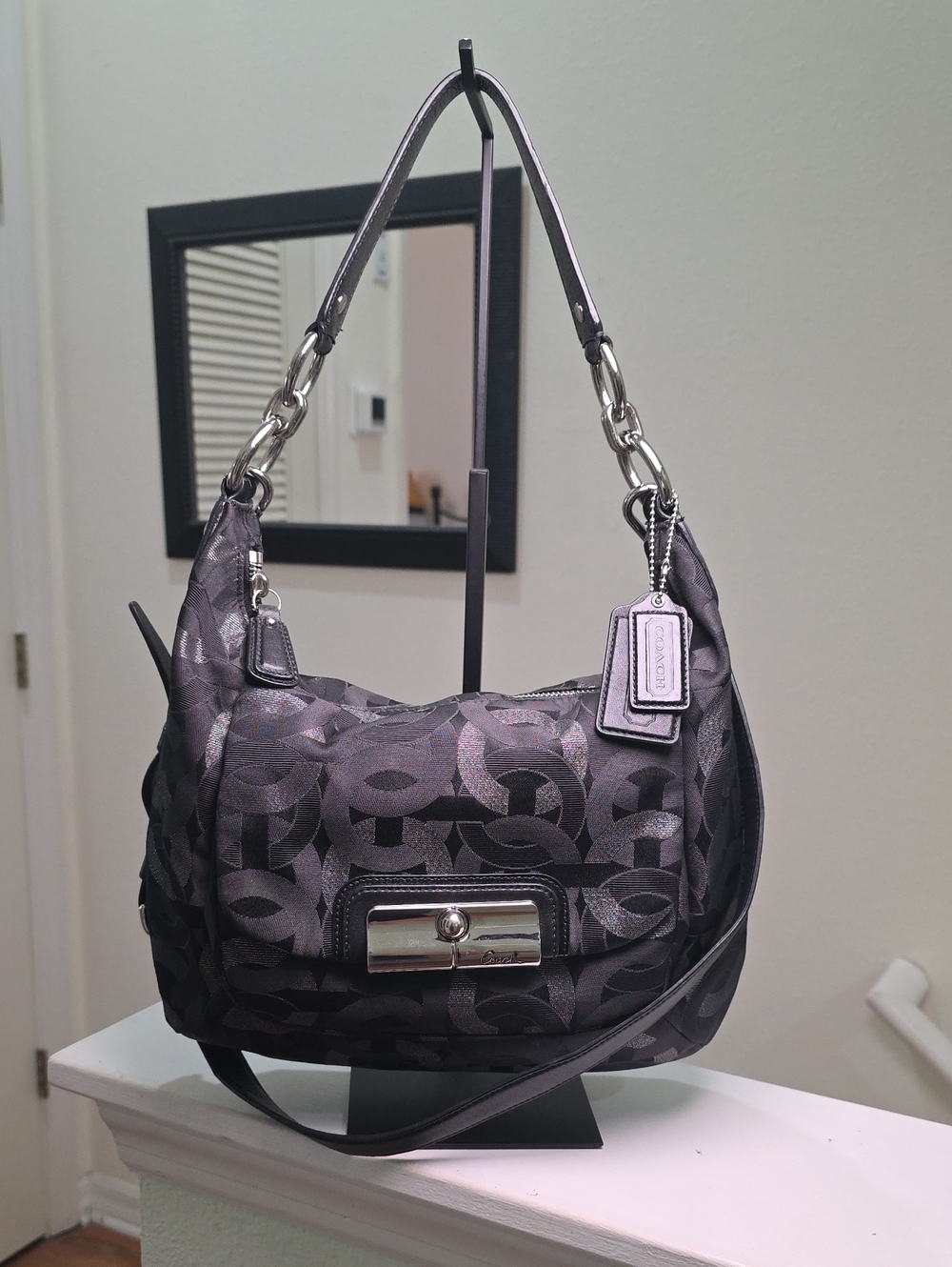 COACH 18295 Kristin Signature C Optic Metallic Hobo 2-Way Strap Black/Silver EUC